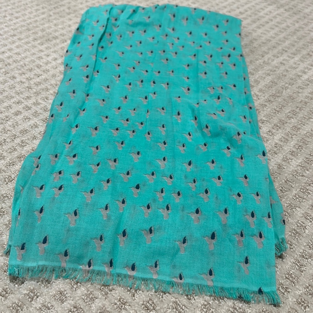 Bird scarf